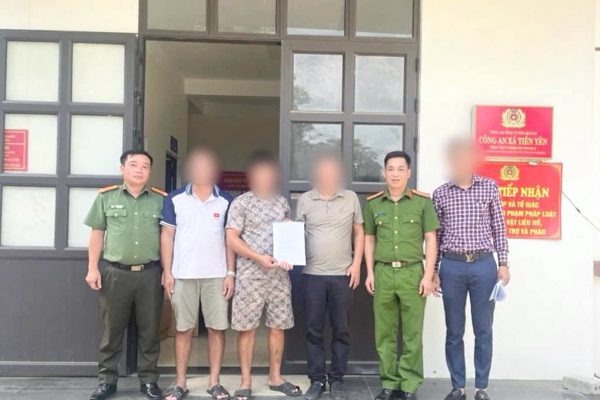 Người đàn ông Quảng Ninh chuyển nhầm 499 triệu đồng