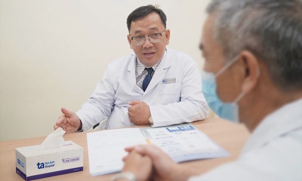 Người đàn ông suy thận lẫn suy tim