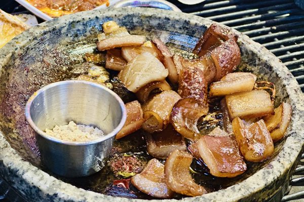 Người đàn ông suýt mất thị lực, đường huyết cao khó tin vì thói quen ăn uống