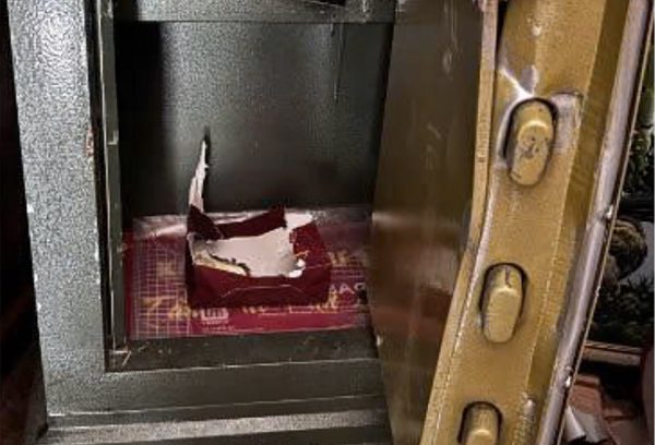 Người đàn ông trộm hơn 25 chỉ vàng