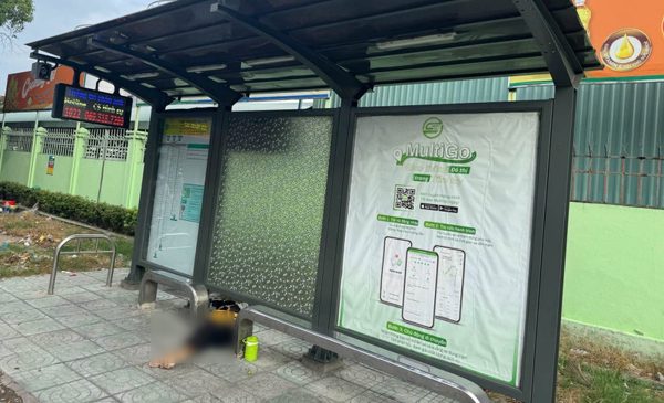 Người đàn ông tử vong tại trạm xe buýt ở TPHCM