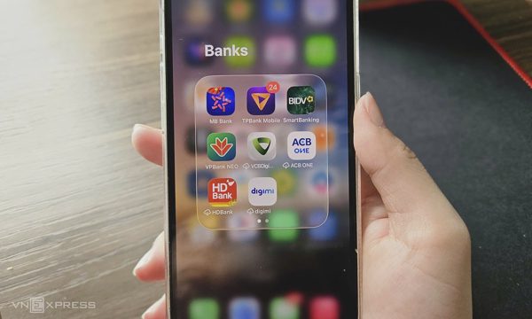 Người gửi tiền 'săn' ngân hàng lãi suất cao