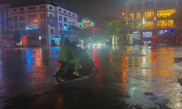 Người Hà Nội ngạc nhiên vì không thấy cảnh ngập sau mưa