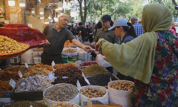 Người Iran lo ngại trước đòn kinh tế của Mỹ