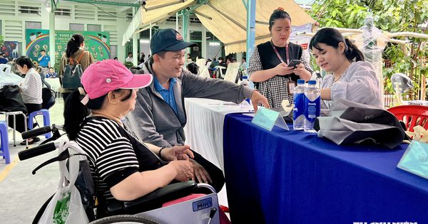 Người khuyết tật có khó đi xin việc?