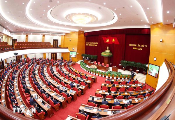 'Người lãnh đạo giỏi phải biết tìm kiếm, tập hợp và sử dụng nhân tài'