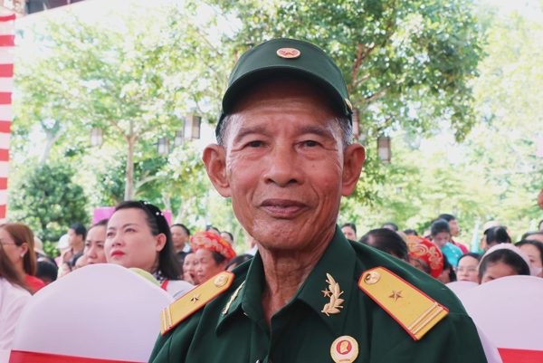 Người lính nén nỗi đau, từ chiến trường Lào hướng về Hà Nội tiễn biệt Bác