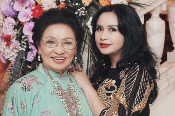 Người mẹ “hoa khôi Nhạc viện” xin lỗi NSND Thanh Lam vì chuyện thời thơ ấu