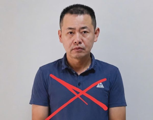 Người nước ngoài dùng dao cướp tiệm tạp hóa ở Hải Phòng
