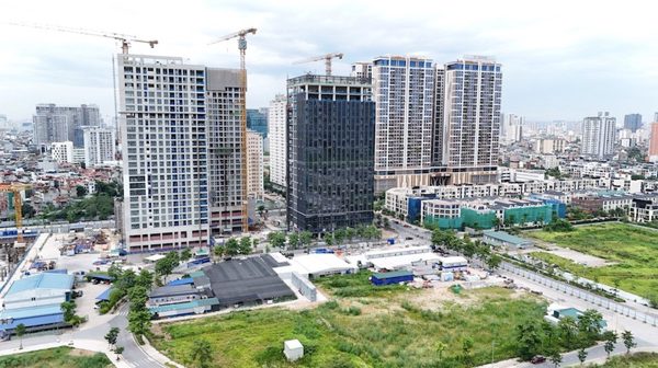 Người nước ngoài mua nhà tại Việt Nam: 'Mở cửa' nhưng phải kiểm soát