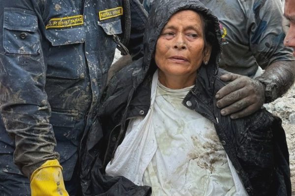 Người phụ nữ Nepal được phát hiện còn sống sau khi gia đình làm lễ tang