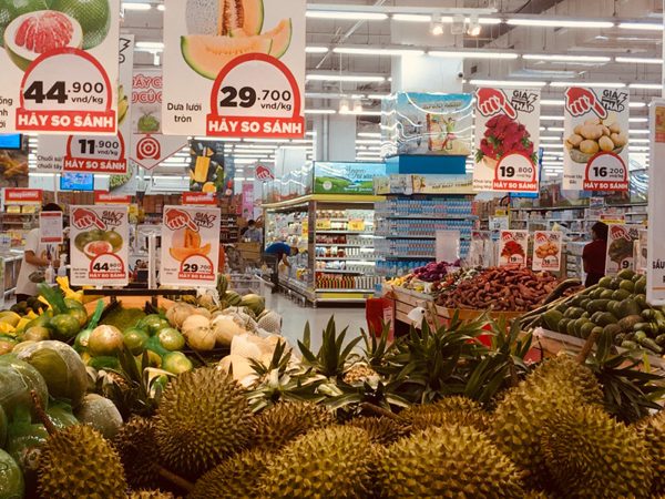 Người tiêu dùng Việt mạnh tay chi tiêu hơn 5.925 nghìn tỷ đồng trong 9 tháng