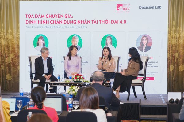 Người trẻ vào làm "ba bữa nghỉ", nhà tuyển dụng coi trọng thái độ