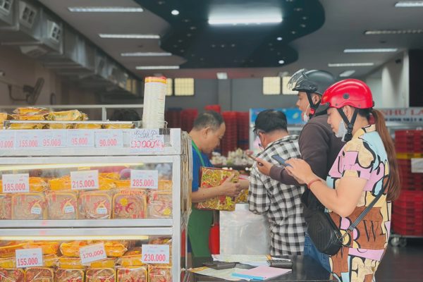 Người Việt chi gần 160 tỷ đồng mua bánh trung thu online