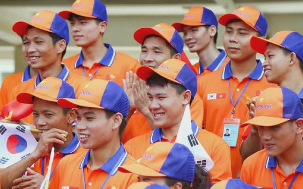 Người Việt tốn gần 126 triệu đồng/người để đi xuất khẩu lao động