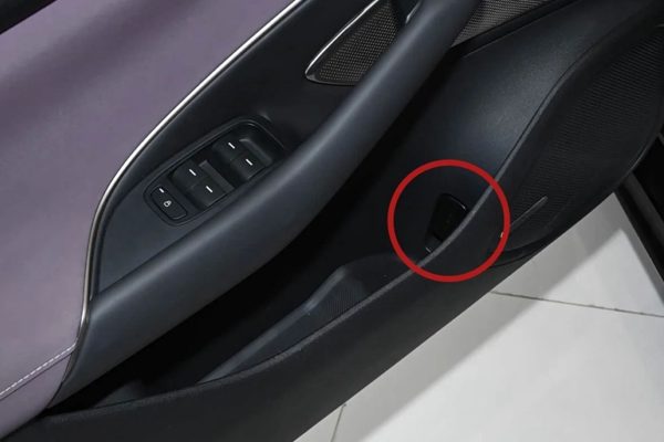 Nguy cơ mắc kẹt sau tai nạn, Trung Quốc triệu hồi xe kỷ lục