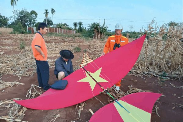 Nguy cơ mất an toàn từ vi phạm hành lang lưới điện truyền tải