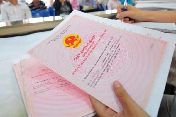 Nguyên Chủ tịch huyện cấp sổ đỏ chồng lấn hàng nghìn mét vuông của 2 hộ dân