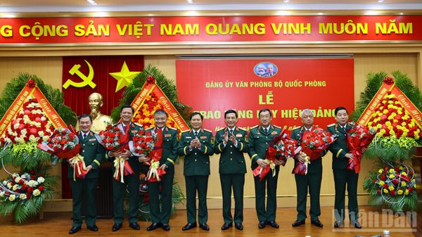 Nguyện đem hết sức lực, trí tuệ phục vụ sự nghiệp cách mạng của Đảng, của Quân đội