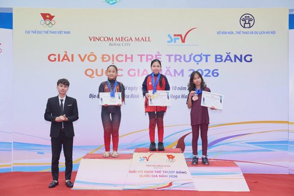 Nguyễn Hoàng Bảo Chi giành 4 HCV giải vô địch trẻ trượt băng quốc gia 2026