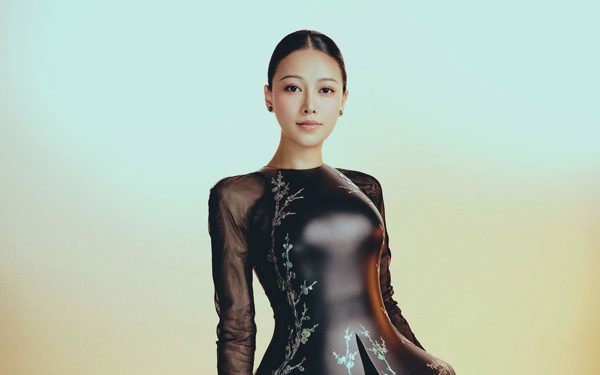 Nguyễn Minh Công làm mới áo bà ba, Phương Khánh hóa nàng thơ phương Nam