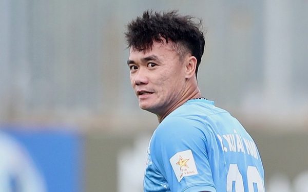 Nguyễn Xuân Nam: 'Tôi vẫn muốn đá chuyên nghiệp vài năm nữa'