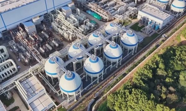 Nhà máy lưu trữ điện khí nén trong hang muối dưới lòng đất