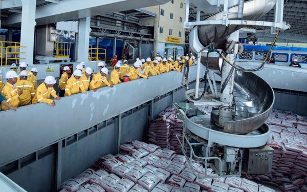 Nhà máy Phân Bón Cà Mau sẽ đón nông dân tham quan trước vụ mới