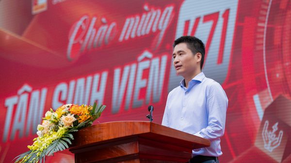 Nhà sáng lập Zalo tại lễ khai giảng Đại học Bách khoa Hà Nội: Câu chuyện về thất bại và sự lãng mạn
