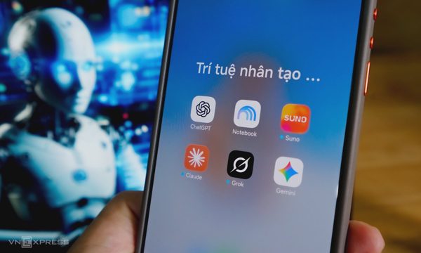 Nhà sáng tạo vật lộn chứng minh 'tính người' trong thời AI
