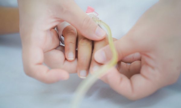 Nhầm cúm với cảm lạnh, dễ bỏ qua dấu hiệu bệnh nặng