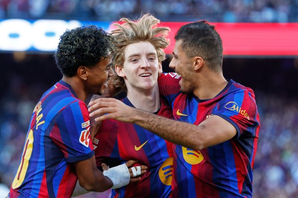 Nhấn chìm Getafe, Barca thắng trận thứ 8 liên tiếp tại La Liga