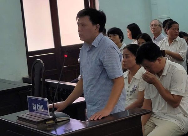 Nhận hối lộ 500 triệu, cựu nữ thẩm phán TAND TP Huế lĩnh 4 năm 6 tháng tù