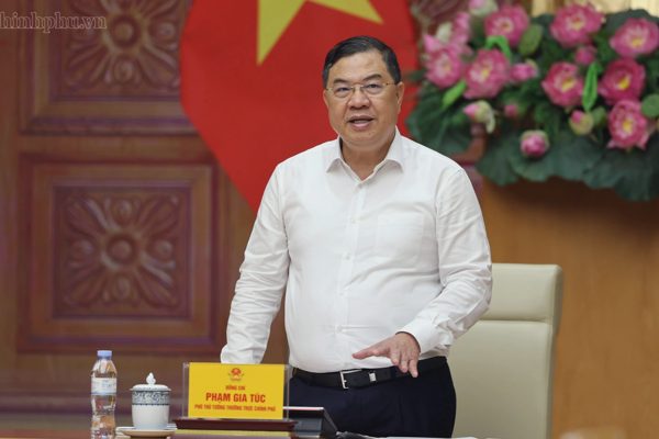 Nhập siêu 20,3 tỷ USD: Phó Thủ tướng chỉ đạo khẩn trương gỡ vướng xuất khẩu