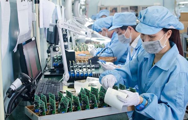 Nhập siêu lập đỉnh 30 năm, sức ép nào lên tăng trưởng?