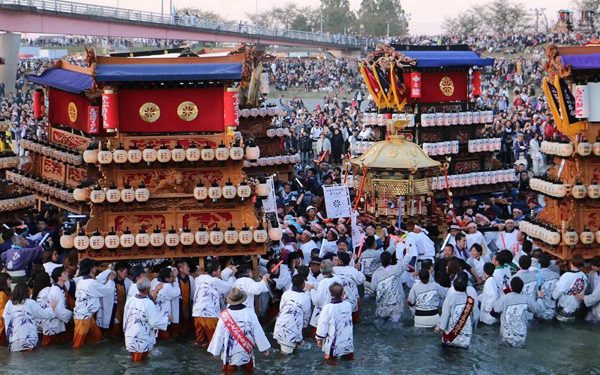Nhật Bản: Phó thị trưởng bị kiệu lễ hội 3 tấn đè tử vong