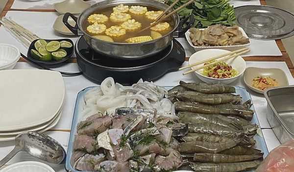 Nhậu với hải sản liên tiếp có nguy hại?