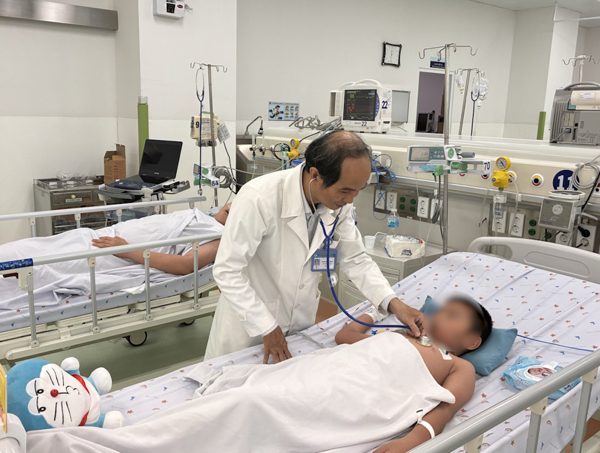 Nhiều bệnh truyền nhiễm cùng tăng ở TP.HCM, nguy cơ 'dịch chồng dịch'