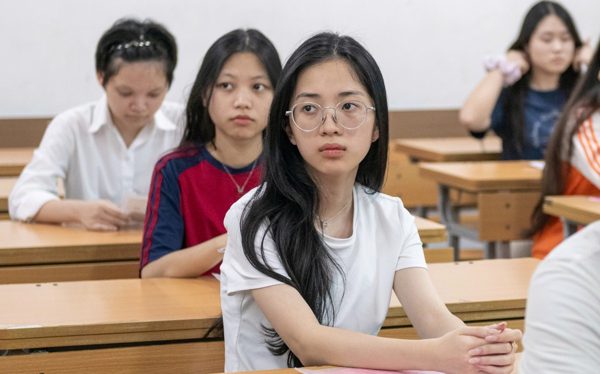Nhiều đại học đồng tình bỏ cộng điểm IELTS khi xét tuyển