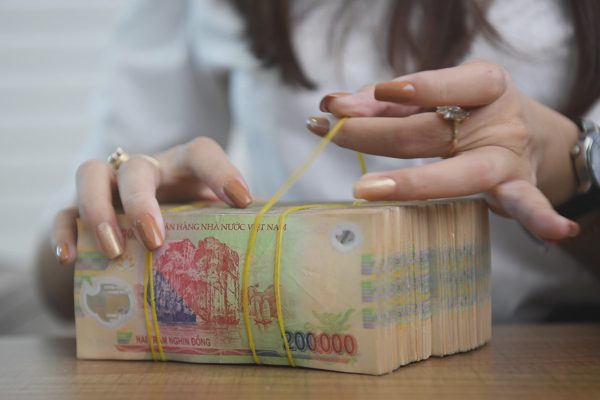 Nhiều doanh nghiệp bất động sản trả lãi trái phiếu hơn 12%