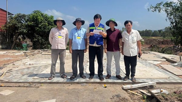 Nhiều hộ dân ở Phú Quốc tự nguyện tháo dỡ công trình, trả lại đất vi phạm