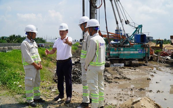 Nhiều nhà thầu cao tốc TP.HCM - Trung Lương - Mỹ Thuận có nguy cơ phải dừng thi công