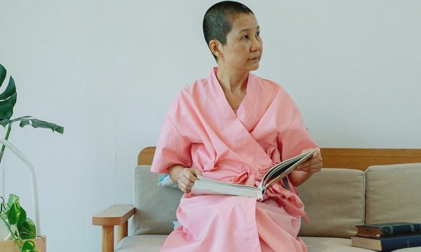 Nhiều phụ nữ âm thầm chịu đựng triệu chứng mãn kinh