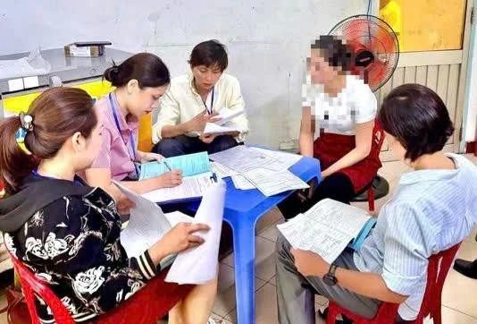 Nhiều quán hải sản, cơm gà ở Nha Trang bị xử phạt
