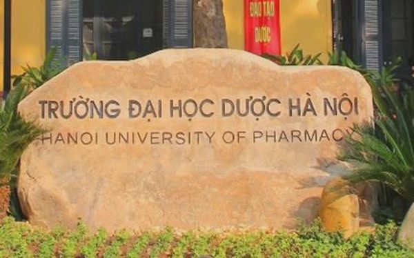 Nhiều sinh viên Trường đại học Dược Hà Nội bị buộc thôi học, xóa tên vĩnh viễn, cảnh báo học tập