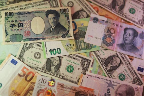 Nhiều trái phiếu chính phủ tiếp tục bị bán tháo trên toàn cầu