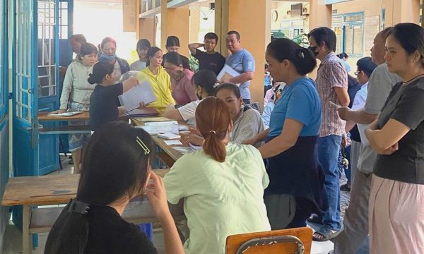 Nhiều trung tâm giáo dục thường xuyên 'cháy' suất học lớp 10