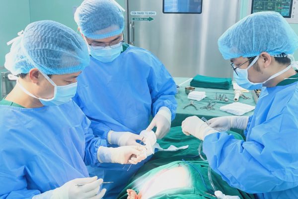 Nhiều ung thư đường tiêu hóa chỉ là tổn thương vài milimet, dễ bị bỏ sót