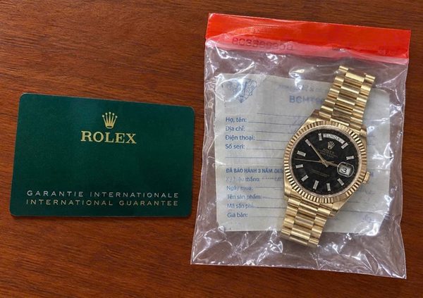 Nhìn gần chiếc đồng hồ Rolex trị giá hơn 1,7 tỷ đồng bị lấy cắp