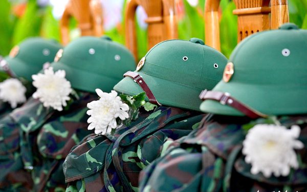 Nhìn rộng hơn về chữ 'tri ân'
